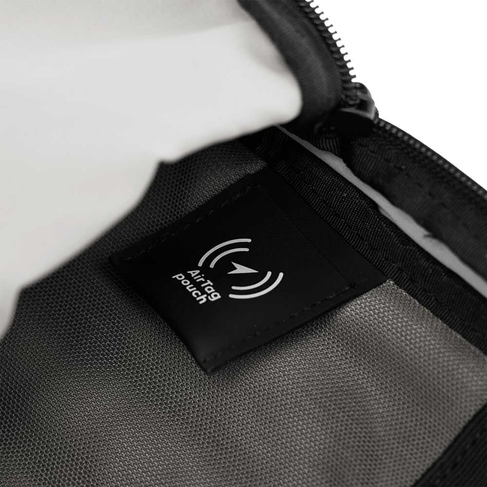 Stratic Move Cross Body Small