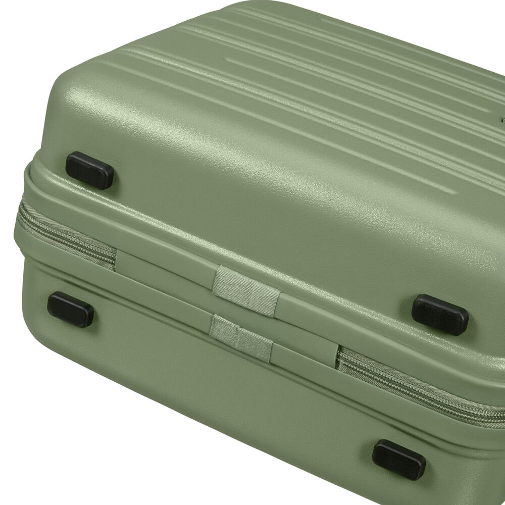 American Tourister High Turn Beautycase