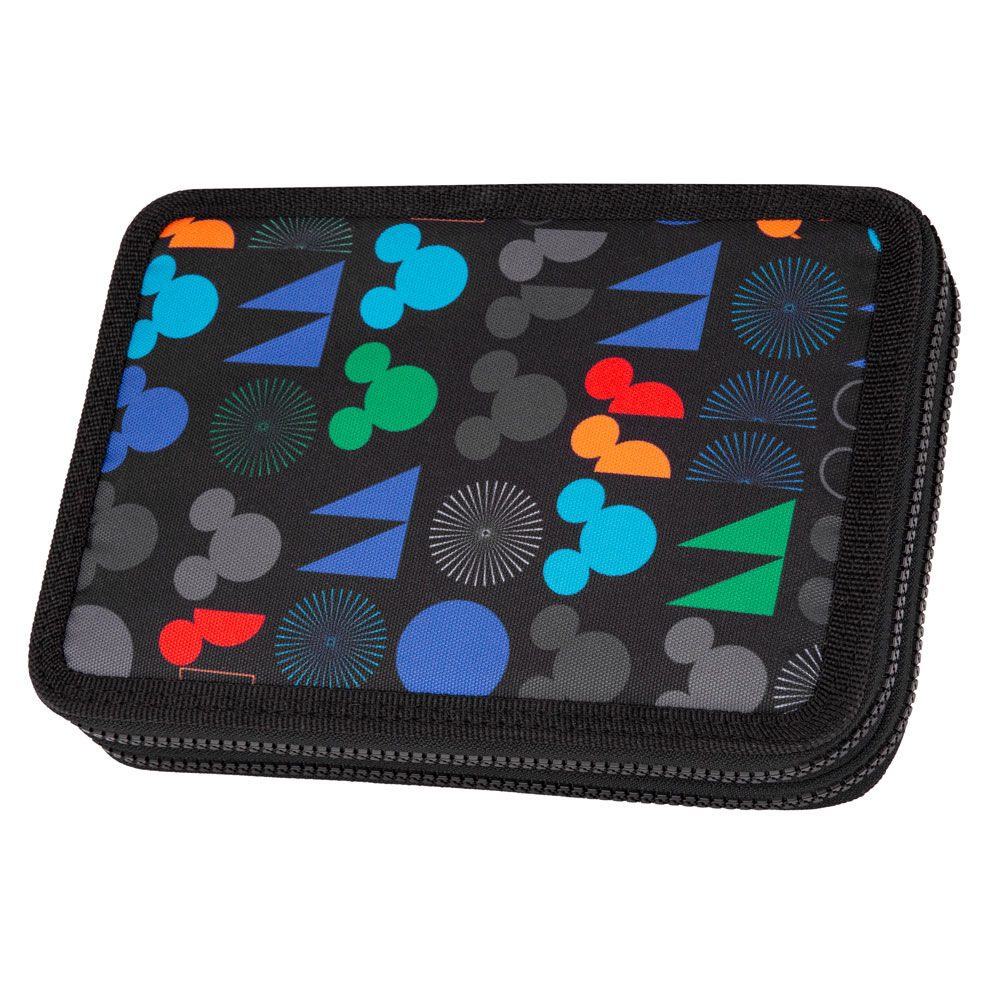 McNeill Etui gefüllt mit 2 RV XL McNeill Etui gefüllt mit 2 RV XL