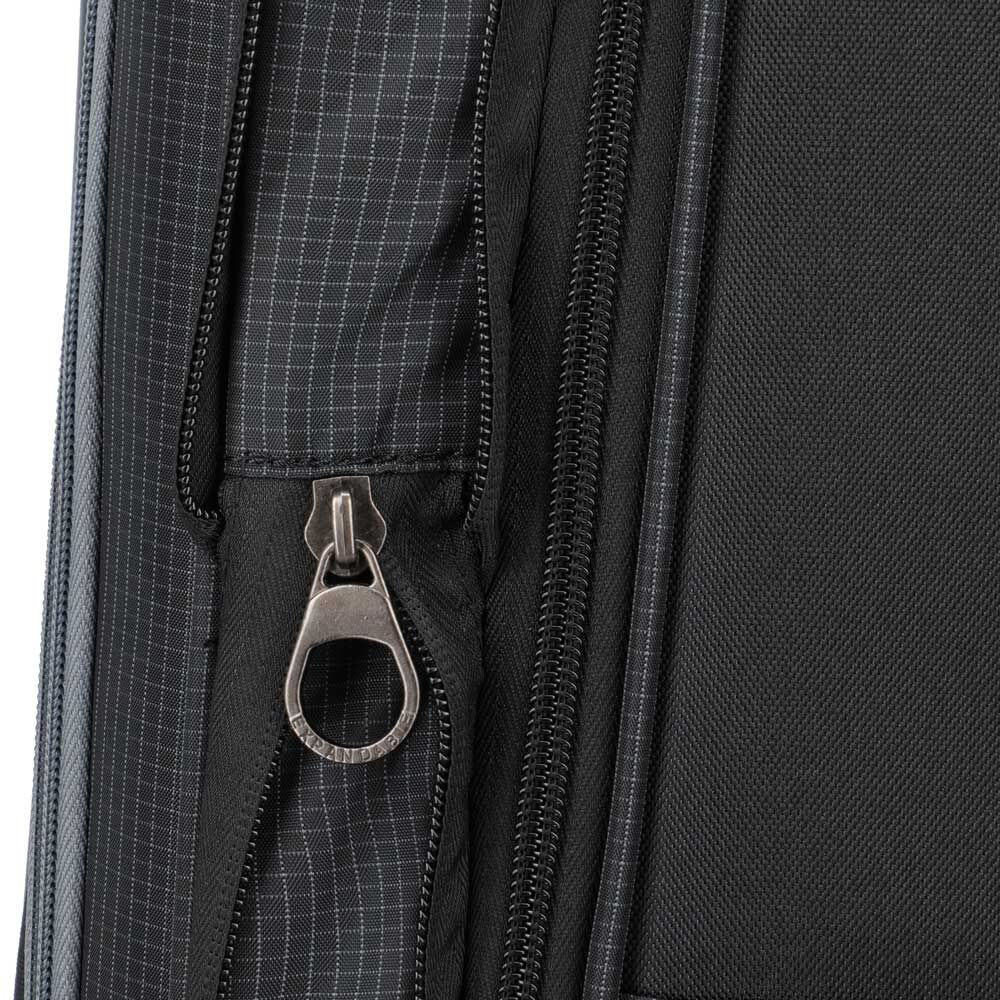 Travelite Corsiica 4-Rollen Trolley M 67 cm