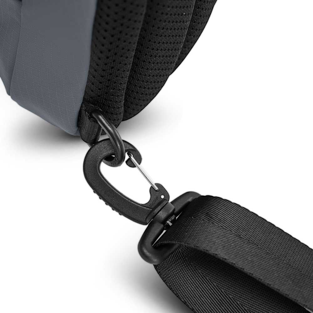 Stratic Move Cross Body Small Stratic Move Cross Body Small