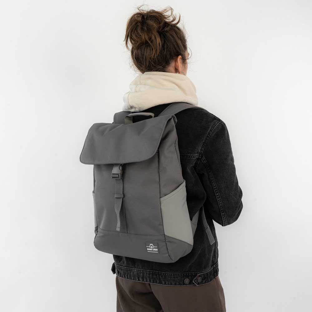 Johnny Urban Mika Rucksack Tasche, Rucksack, Person, Jacke, Rucksackreisen